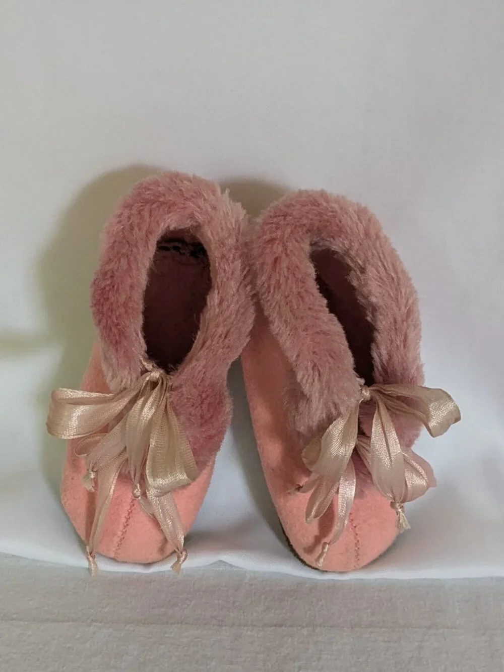 Vtg 1950s Poll Parrot Pink Felt Baby Slippers in Original Storybook Box